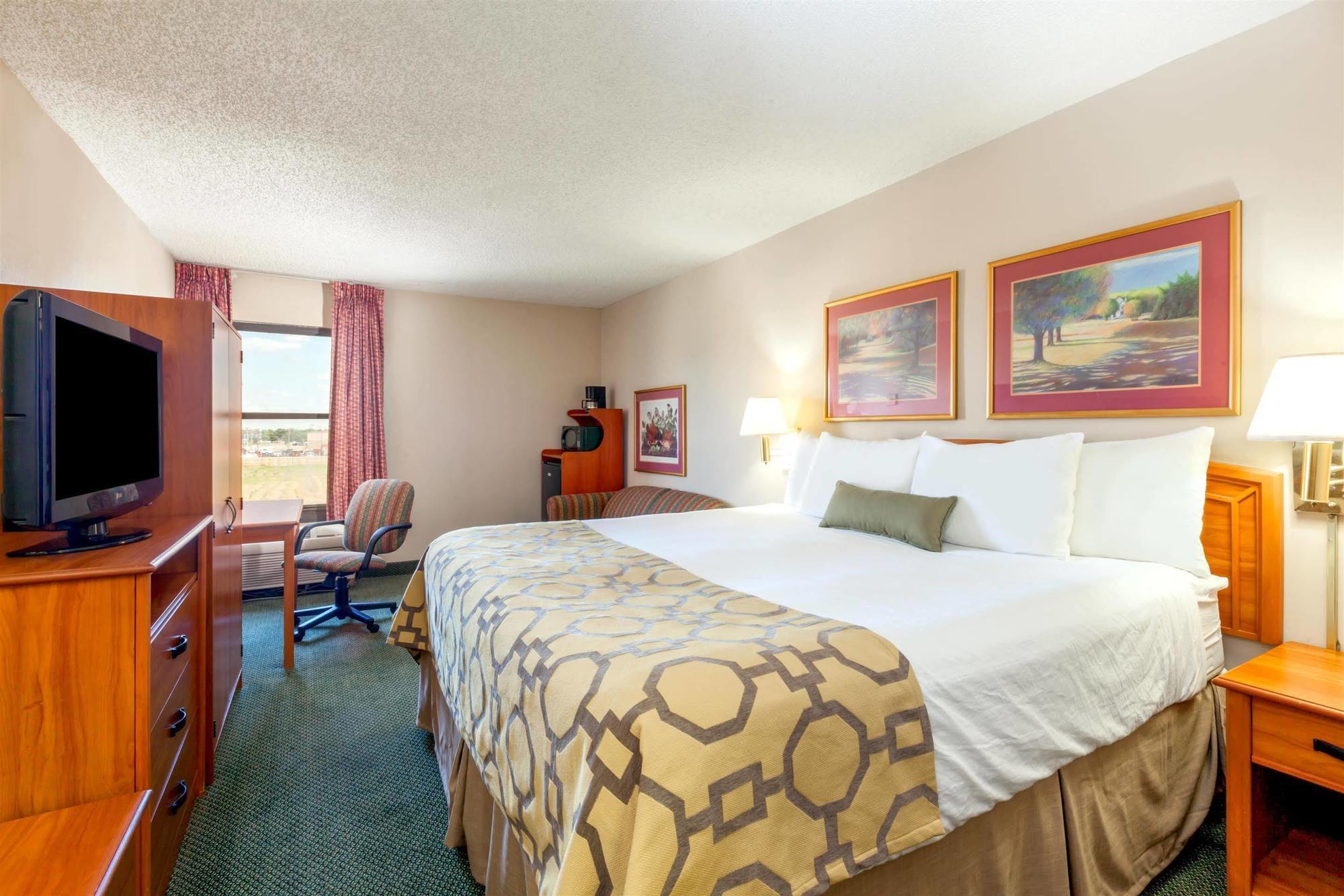 Baymont By Wyndham Amarillo East Hotel Eksteriør billede